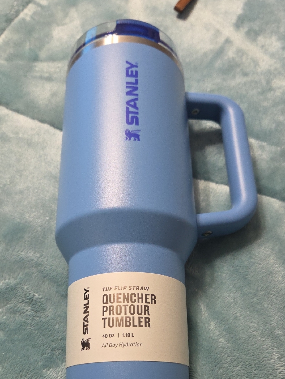 Stanley Blue Quencher Tumbler with Handle